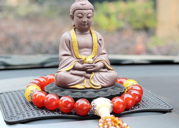 Cách bày tượng Phật trong nhà hợp phong thủy, tránh cấm kị, mang tài lộc cho gia chủ Cách bày tượng Phật trong nhà hợp phong thủy, tránh cấm kị, mang tài lộc cho gia chủ