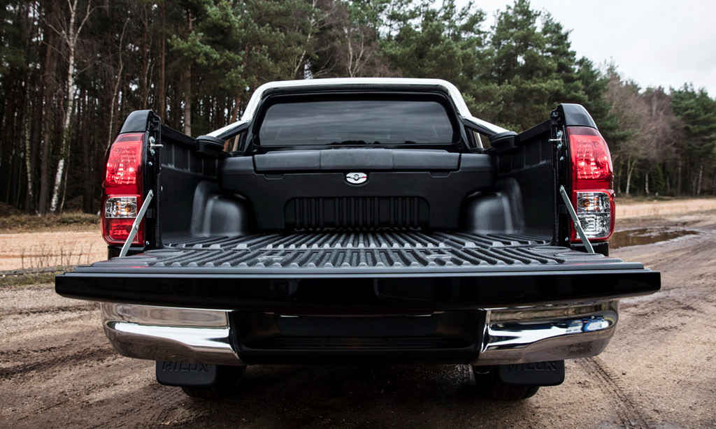 Toyota Hilux phiên bản đặc biệt ra mắt tại châu Âu