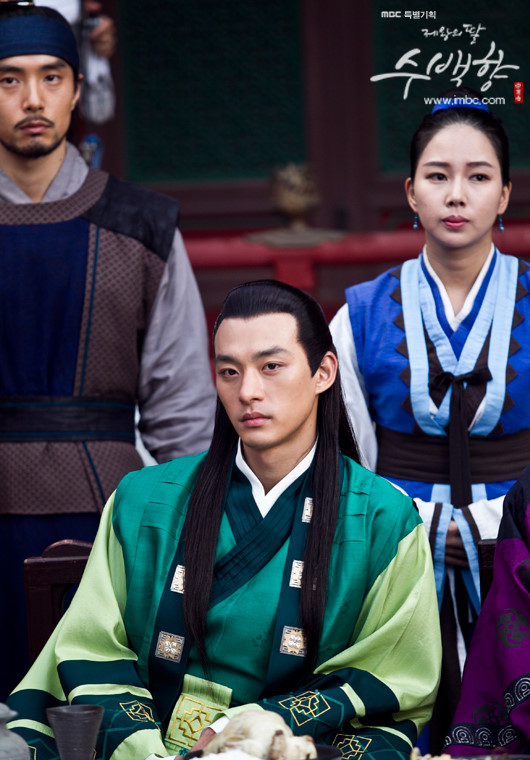 10 năm sự nghiệp mờ nhạt của em trai Ha Ji Won trước khi tự tử