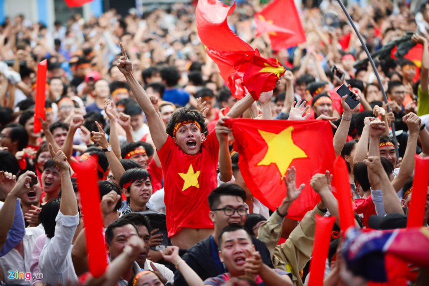 Khóc òa sung sướng trong trận thắng khó tin trước U23 Qatar