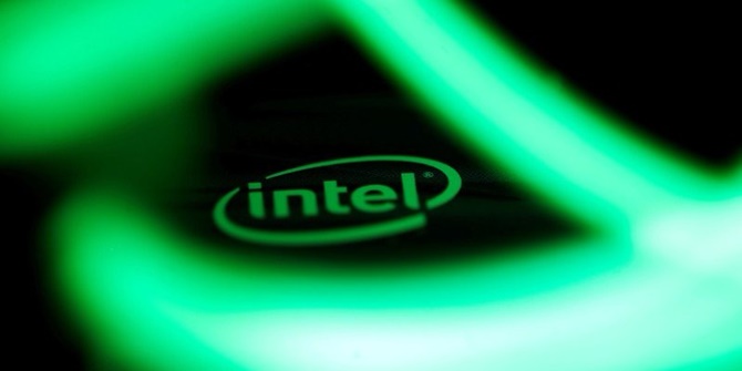 Intel lúng túng khuyên người dùng ngừng cập nhật bản vá lỗi Spectre và Meltdown do nhiều thiết bị tự khởi động lại Intel lúng túng khuyên người dùng ngừng cập nhật bản vá lỗi Spectre và Meltdown do nhiều thiết bị tự khởi động lại