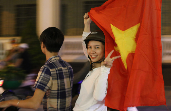 Việt Nam chấn động khi đội bóng U23 vào chung kết giải châu Á Việt Nam chấn động khi đội bóng U23 vào chung kết giải châu Á