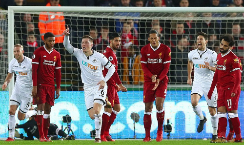 Liverpool bất ngờ thua đội cuối bảng Ngoại hạng Anh