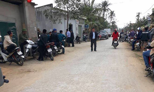 Nhóm thanh niên xông vào chém người đàn ông đứt động mạch cổ tử vong