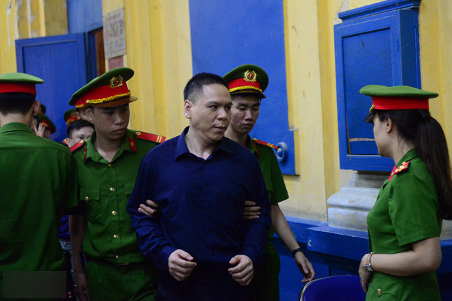 Cựu Giám đốc VNCB: Ông Danh phải làm sai để cứu ngân hàng