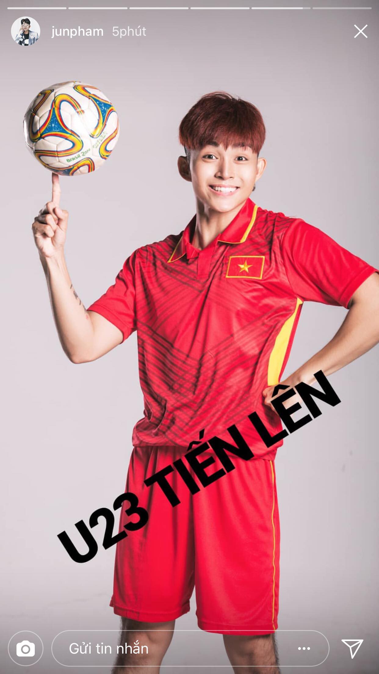 Sao Việt rộn ràng gửi lời chúc tới đội tuyển U23 Việt Nam trước trận bán kết lịch sử!