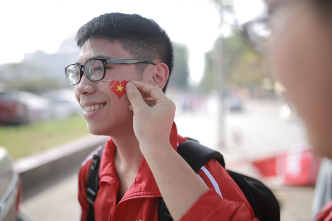 Không khí hừng hực khắp cả nước, tất cả một lòng cổ vũ đội tuyển U23 Việt Nam trước trận bán kết lịch sử với Qatar