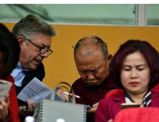 HLV Park Hang-seo cần GĐKT Gede để hạ Uzbekistan