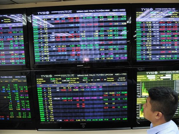 Sự cố sập sàn chứng khoán TP.HCM đã khắc phục, giao dịch lại từ 25/1