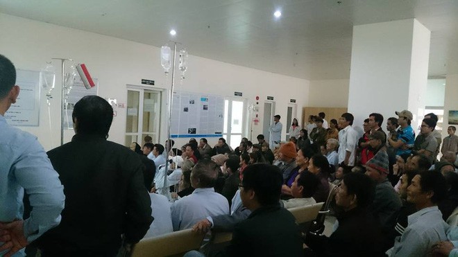 Bà bầu vừa chờ đẻ, vừa quẩy hết mình trong trận bán kết của U23 Việt Nam