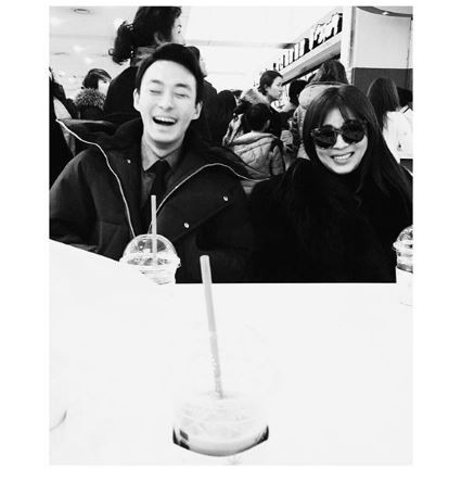 Rơi nước mắt vì lời nhắn nhủ cuối cùng của Ha Ji Won dành cho em trai xấu số Rơi nước mắt vì lời nhắn nhủ cuối cùng của Ha Ji Won dành cho em trai xấu số