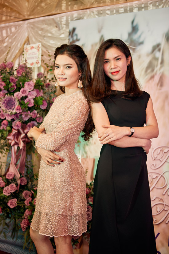 Nghệ sĩ hát Quốc ca mừng U23 Việt Nam trong sinh nhật Sao Mai Phương Thảo