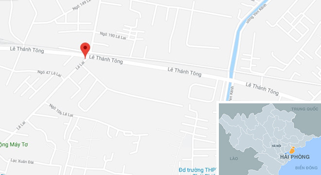 Nam thanh niên tử vong do cờ cổ vũ bóng đá cuốn vào container