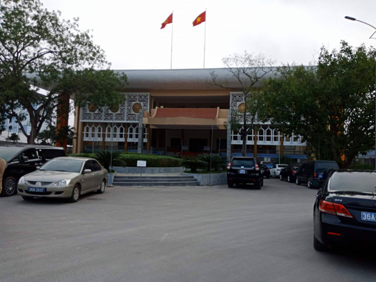 HĐND họp bất thường bãi nhiệm ông Ngô Văn Tuấn, báo chí không được dự