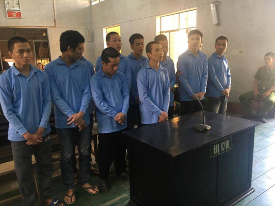 Bắn người ở quán bar, nhóm thanh niên lãnh án