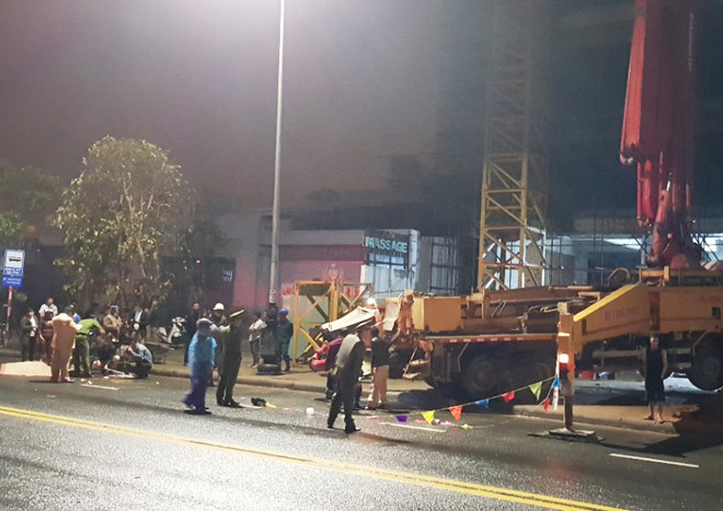 9X thiệt mạng sau khi lao vào xe bơm hút bê tông