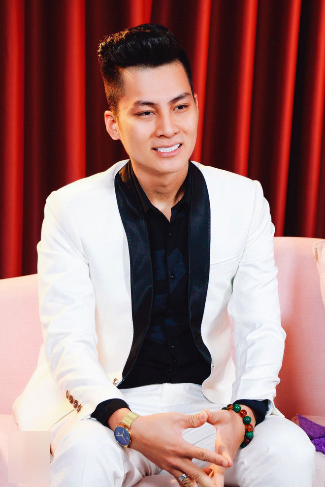 Chồng Lâm Khánh Chi: Bố tôi nổi giận khi con dâu bị chê ăn mặc hở hang