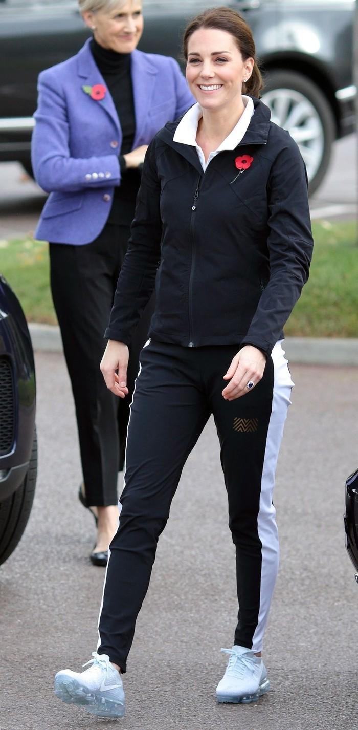 Không cần đồ tiền tỉ nhưng vẫn xứng danh biểu tượng thời trang như công nương Kate Middleton!