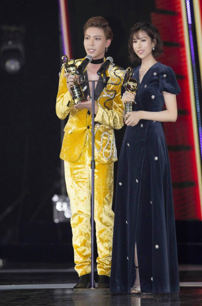 Min cực chịu chơi khi bỏ 50 triệu VNĐ để sở hữu mẫu đầm từng được Song Hye Kyo diện chụp ảnh cưới