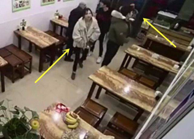 Sự thật đau lòng về loạt hình ảnh tái hợp, gương vỡ lại lành của Lý Tiểu Lộ - Giả Nãi Lượng