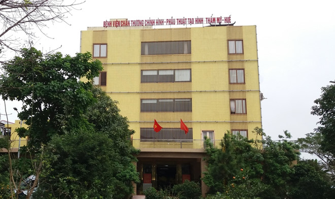 Vụ ôtô tông liên hoàn ở Huế: Bệnh nhân tử vong sau khi mổ gãy chân