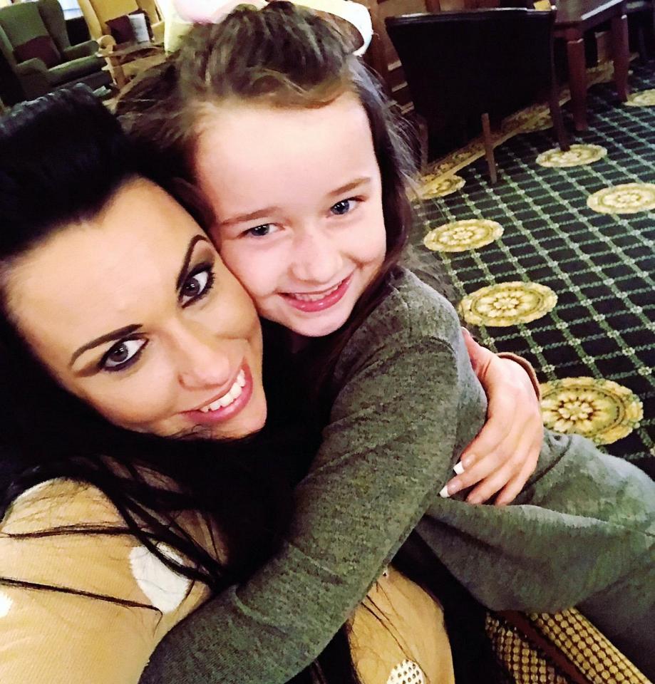 Mẹ phát hoảng khi con nhỏ bị gạ tình bởi... trí thông minh nhân tạo