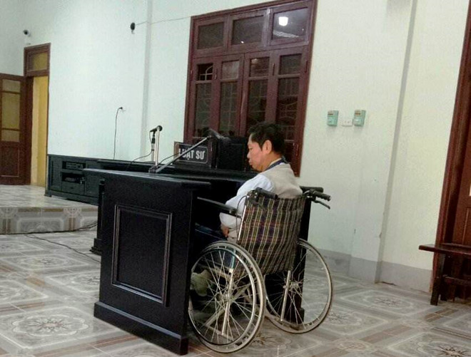 U60 bị tuyên hơn 3 năm tù vì dâm ô với trẻ em