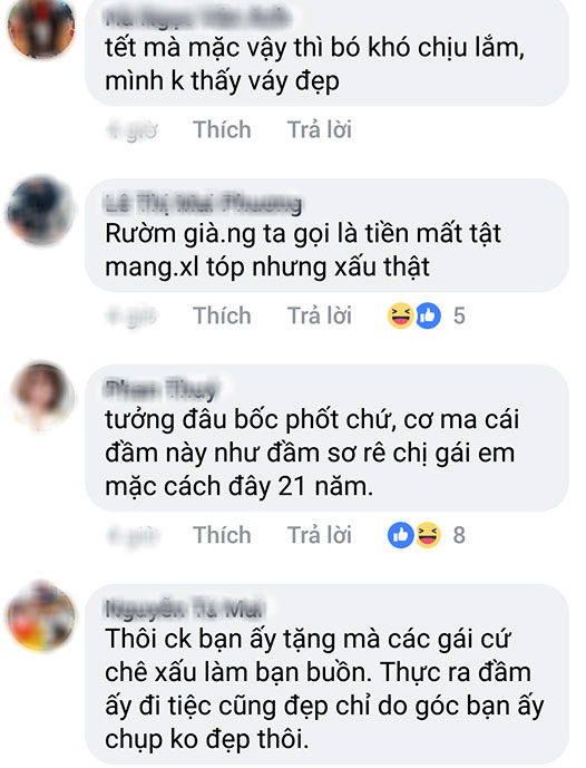 Vừa khoe được chồng tâm lý mua 2 chiếc váy cả triệu để mặc Tết, cô vợ tiu nghỉu vì bị chị em nhào vào chê xấu - 3 Vừa khoe được chồng tâm lý mua 2 chiếc váy cả triệu để mặc Tết, cô vợ tiu nghỉu vì bị chị em nhào vào chê xấu - 3