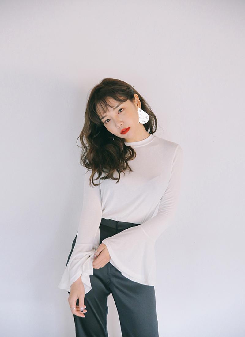 Nếu chưa có kiểu áo sơ mi nổi bật nhất dịp này thì thật có lỗi với bản thân quá!