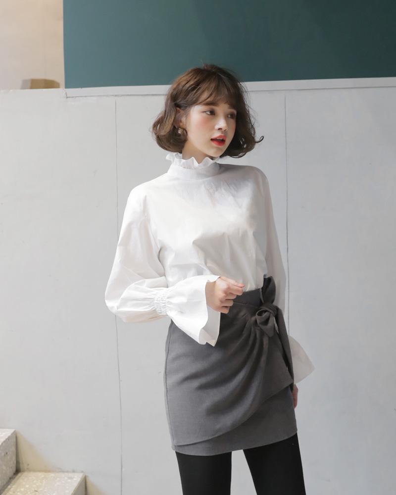 Nếu chưa có kiểu áo sơ mi nổi bật nhất dịp này thì thật có lỗi với bản thân quá!