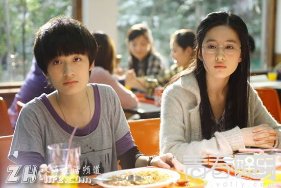 Song Seung Hun - Lưu Diệc Phi: Là tình yêu thật sự hay chiêu trò truyền thông đánh lừa khán giả suốt 2 năm qua? Song Seung Hun - Lưu Diệc Phi: Là tình yêu thật sự hay chiêu trò truyền thông đánh lừa khán giả suốt 2 năm qua?