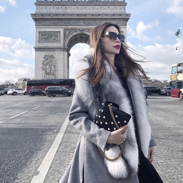 Sao Việt say mê kính siêu nhân hơn 8 triệu đồng, đụng hàng liên tục suốt mấy ngày đầu năm