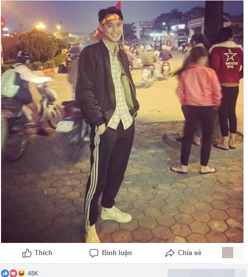 Nam CĐV được nhận xét đẹp trai không kém cầu thủ U23 Việt Nam