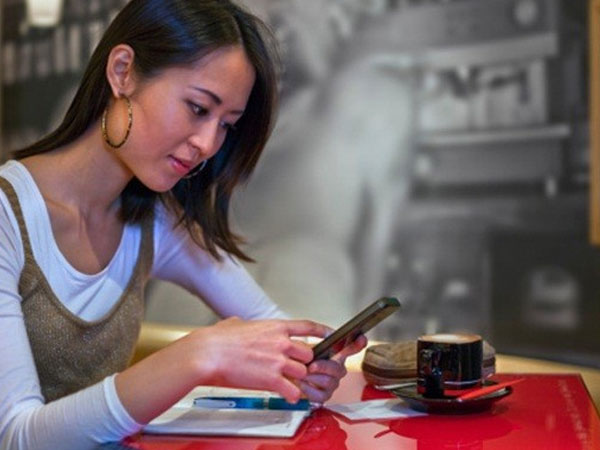 Lén mở cuốn sổ người yêu cất giấu, tôi chết sững vì hóa ra anh cộng trừ chi li từng đồng trong thời gian hẹn hò với tôi và 2 người yêu cũ