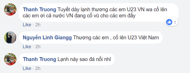 CĐV Việt Nam xót phát khóc vì các cầu thủ U23 phải đá trận chung kết trong thời tiết quá khắc nghiệt CĐV Việt Nam xót phát khóc vì các cầu thủ U23 phải đá trận chung kết trong thời tiết quá khắc nghiệt