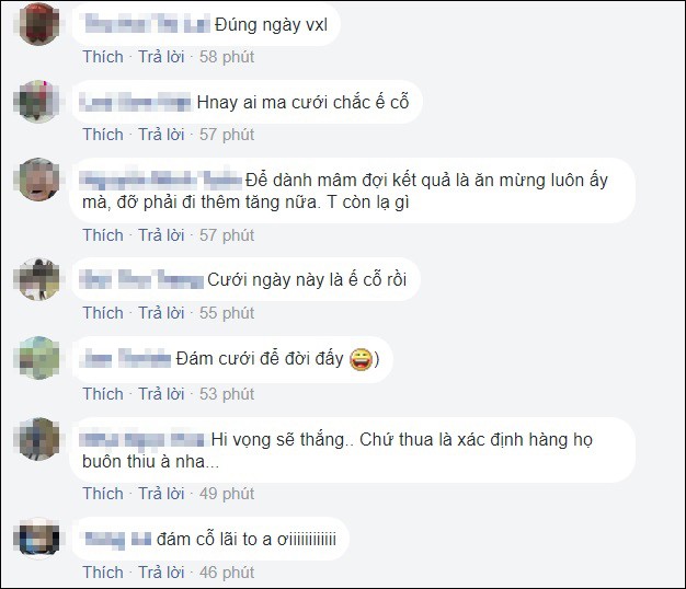 Đám cưới đúng ngày U23 Việt Nam đá chung kết: Cỗ dọn lên không ai ăn, loa đài dùng chiếu bóng đá Đám cưới đúng ngày U23 Việt Nam đá chung kết: Cỗ dọn lên không ai ăn, loa đài dùng chiếu bóng đá