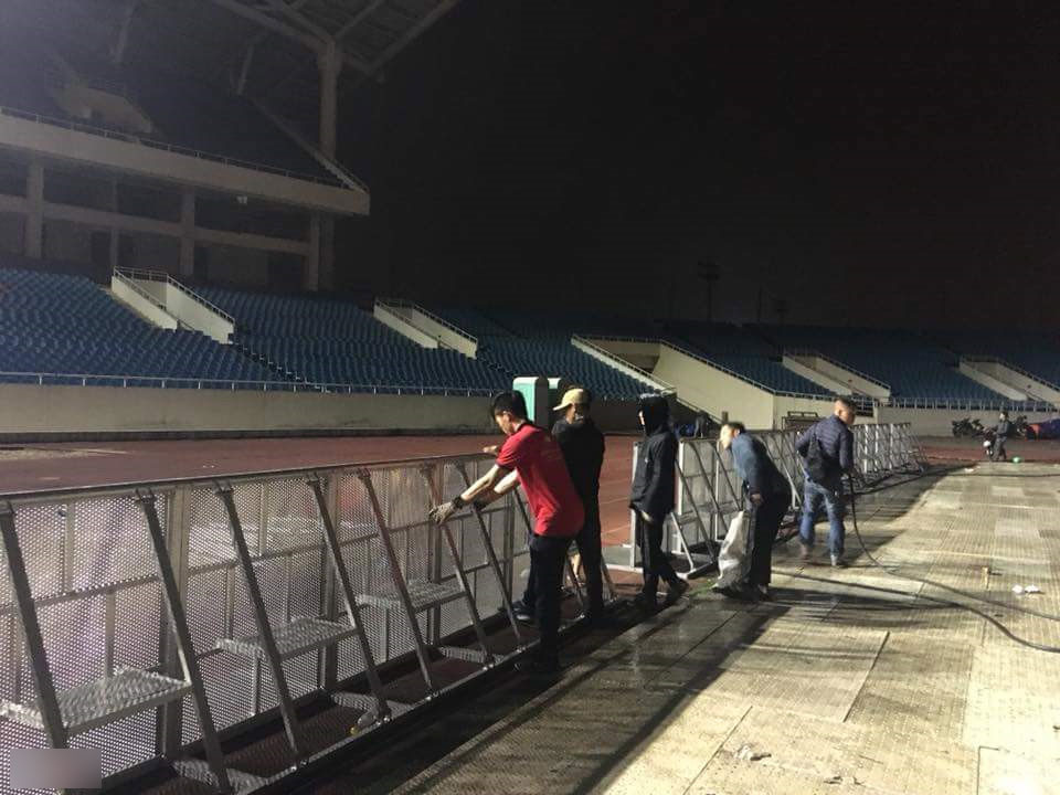 Không khí cổ vũ U23 Việt Nam nóng dần tại fanzone Mỹ Đình