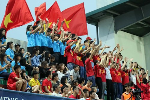 Người yếu tim cần lưu ý gì khi xem trực tiếp chung kết U23