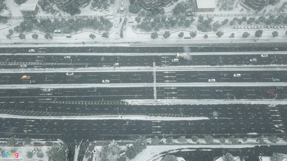 Tuyết phủ kín sân vận động diễn ra trận chung kết U23 châu Á