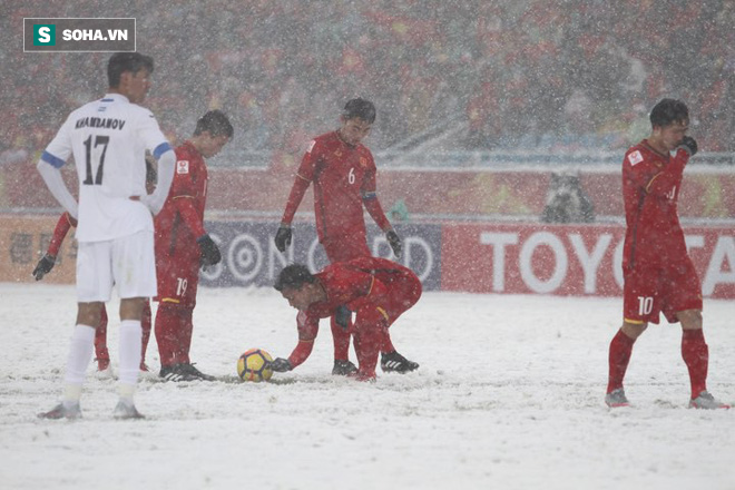 Sự cố hi hữu trong màn khổ chiến của U23 Việt Nam