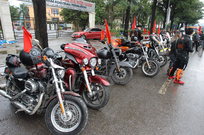 Từ sáng sớm Hà Nội đã chuẩn bị đón các cầu thủ U23 Việt Nam trở về nước