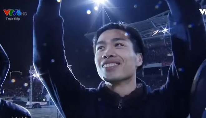 Khoảnh khắc cho thấy dàn cầu thủ U23 Việt Nam chỉ là những cậu trai mới lớn