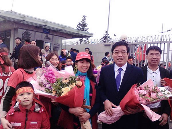 Tình yêu của cầu thủ U23 Việt Nam dành cho cha mẹ khiến cộng đồng mạng xúc động