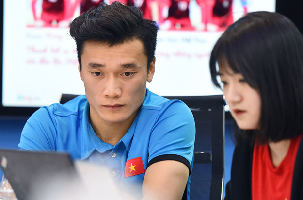 Nếu không làm thủ môn, Bùi Tiến Dũng nói, có thể về quê làm nông, nuôi chó, gà, vịt, heo, lợn