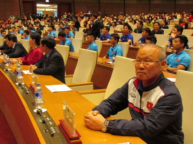 Chùm ảnh: Chủ tịch Quốc hội gặp gỡ đội tuyển U23 Việt Nam