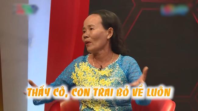 Bố chồng say, nàng dâu tuyên bố: Chồng con con lo, chồng mẹ mẹ lo! khiến mẹ chồng bó tay Bố chồng say, nàng dâu tuyên bố: Chồng con con lo, chồng mẹ mẹ lo! khiến mẹ chồng bó tay