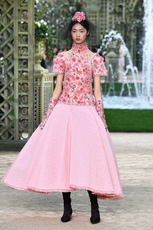 12 bộ đầm cao cấp đẹp nhất Xuân Hè 2018