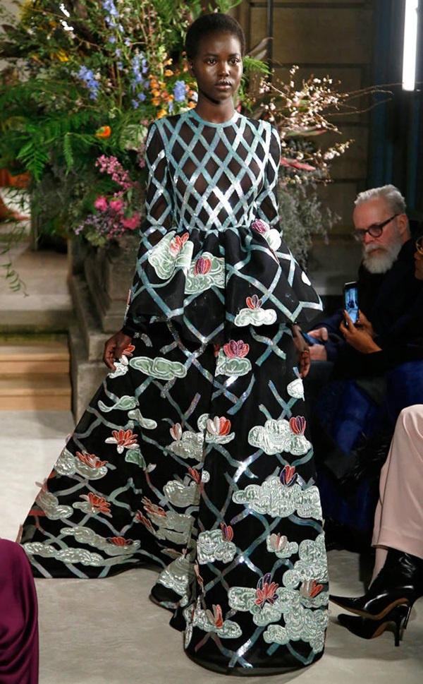 12 bộ đầm cao cấp đẹp nhất Xuân Hè 2018