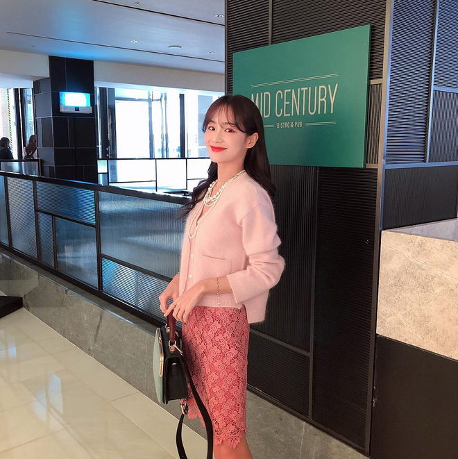 Dạo một vòng xem các quý cô Châu Á lên đồ thế nào trong những ngày trời chuyển lạnh