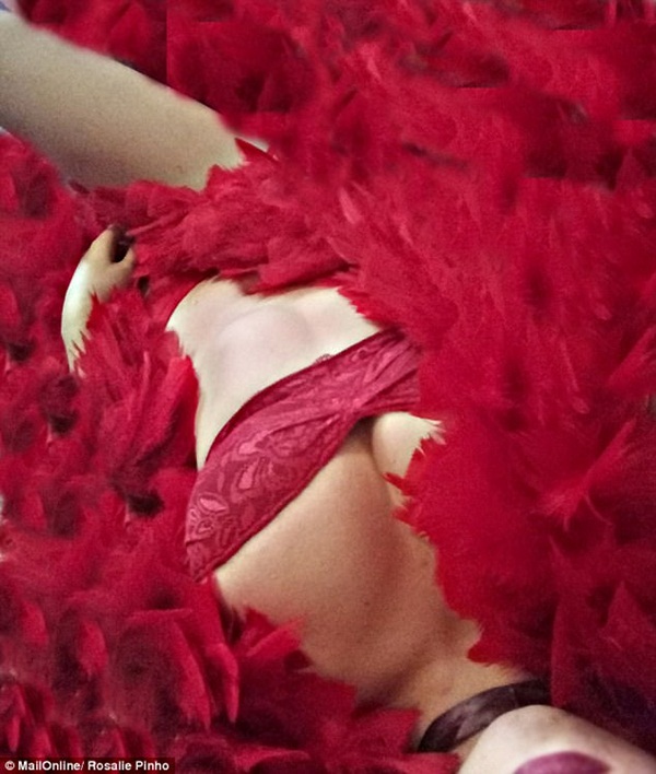 Thiếu nữ 19 tuổi rao bán trinh tiết để mong thoát nghèo